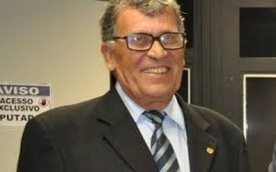 Morre professor Ubiratan Brito de Mello, o professor ‘Bira'