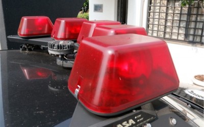 Após cantada, rapaz passa a mão em cliente de bar e vai parar da delegacia