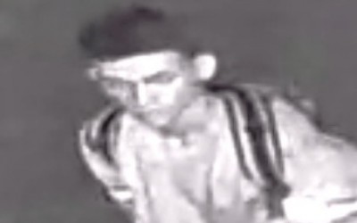 Câmeras flagram ladrão furtando dinheiro em sorveteria 