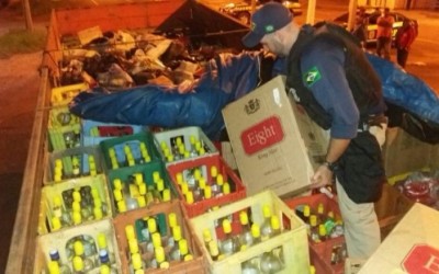 Cigarros contrabandeados são aprendidos pela PRF de Três Lagoas