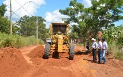 Prefeitura e CGR iniciam recuperação e melhorias na rua de acesso ao IFMS em Três Lagoas