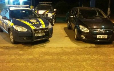 Carro roubado em  Itumbiara é apreendido pela PRF