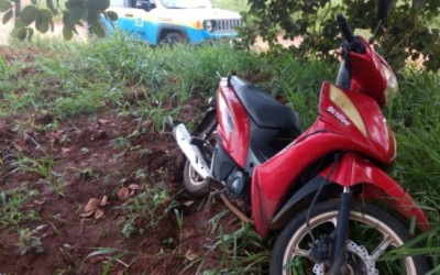 Denúncia anônima leva polícia até motocicleta furtada 