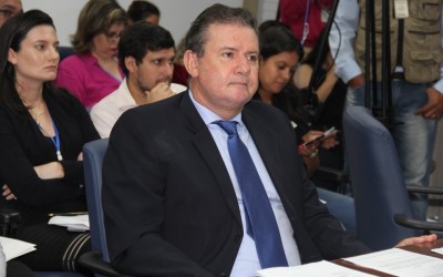 Deputado Eduardo Rocha é reconduzido como líder do bloco do PMDB e fica no cargo pela 8ª vez