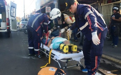 Acidente no Centro mobiliza equipes do SAMU e Corpo de Bombeiros 