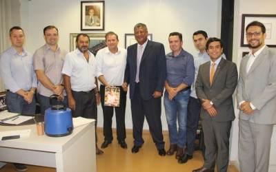 Deputado recebe membros da Associação sul-mato-grossense de Supermercados