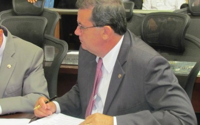 Eduardo Rocha solicita melhorias para o trânsito da Capital