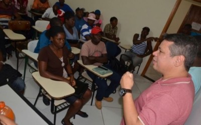 Haitianos sofrem com desemprego em Três Lagoas