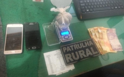 Patrulha Rural fecha em assentamento suposto ponto de venda de drogas 