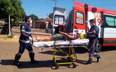 Grave acidente na Avenida Filinto Müller deixa motociclista ferido 