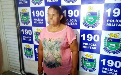 Mãe de detento é flagrada tentando entrar no presídio com chip telefônico