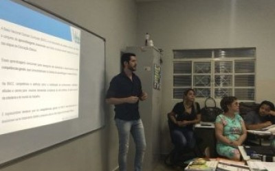 Professores de Arte da REME recebem formação promovida pela SEMEC