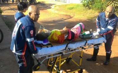 Homem é ferido a facadas pelo enteado no Jardim Violetas