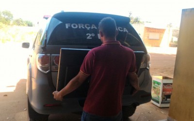Força Tática prende homem por receptação e porte de drogas para consumo pessoal