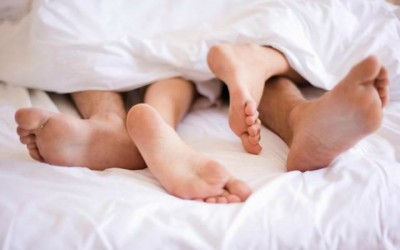 Após programa sexual, cliente furta celular de garota de programa 