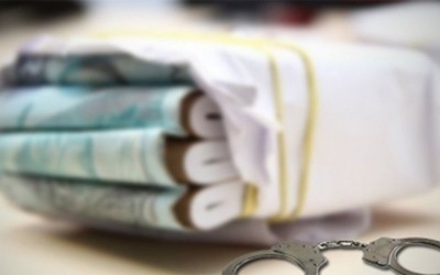 Ex-gerente de lavanderia é acusada de desviar mais de R$ 1 milhão de conta da empresa