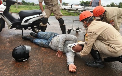 Motociclista é resgatado após sofrer acidente no Novo Aeroporto