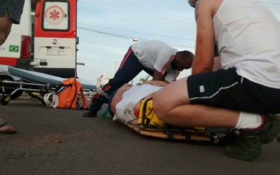 Acidente envolvendo carro e moto no perímetro urbano da BR-262 deixa mulher ferida