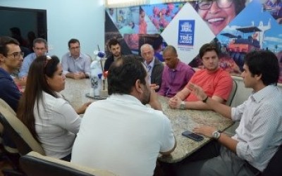 Com o apoio dos vereadores, prefeitura inicia negociação com servidores públicos