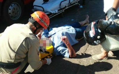 Depois de acidente, moto “roda” 10 metros sem piloto e colide em outro veículo 