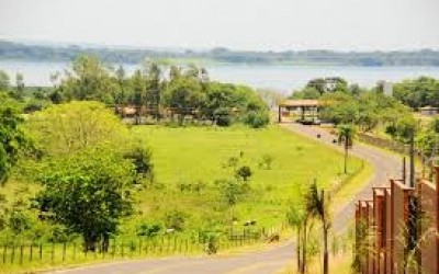 Jovem de 21 anos é abandonada em estrada depois de ser agredida por ex