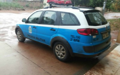 Jovem é contratada para limpar quintal e recebe 