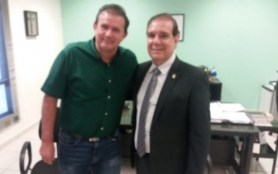 Eduardo Rocha solicita, se reúne com delegado geral e Três Lagoas receberá quatro novos delegados