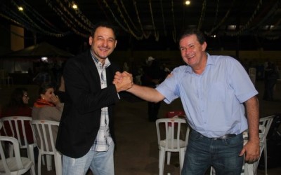 Recepcionado pelo prefeito Waldeli Rosa, deputado Eduardo Rocha prestigia 16ª Costa Caipira