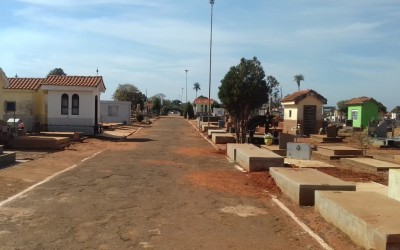 Prefeitura intensifica obras de manutenção do Cemitério Municipal