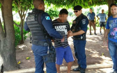 Populares impedem que mulher seja vitima de dois furtos no mesmo dia