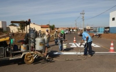 Bairro Set Sul recebe 100% de sinalização horizontal