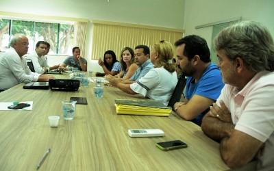 Vereadores vão recorrer a secretários de saúde para ajudar hospital