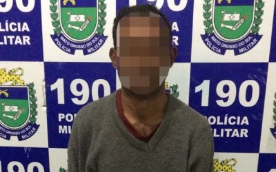 Força Tática apreende usuário com porção de crack no bairro Santa Rita