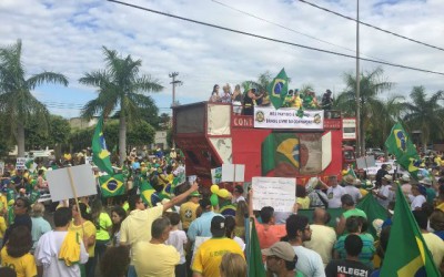 Manifestação Reaja Brasil levou centenas de pessoas às ruas de Três Lagoas