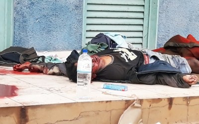 Sem-teto é assassinado na praça central de Andradina durante a madrugada