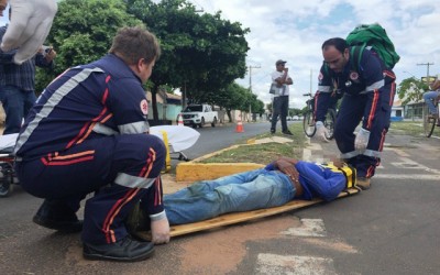 Ciclista desmaia ao sofrer acidente no bairro Lapa em Três Lagoas 