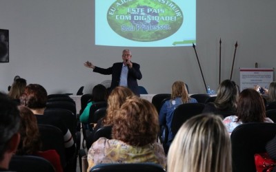Gestores das Unidades de Ensino participam de palestra motivacional sobre 