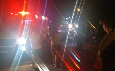 Motociclista dirige na contra mão e causa acidente no bairro Vila Alegre