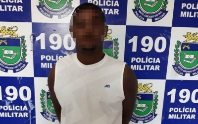 Homem é preso pela segunda vez em menos de duas semanas após tentar roubar bolsa