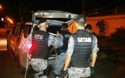 Adolescente tenta furtar cinco veículos e é detido por populares  no bairro Vila Nova