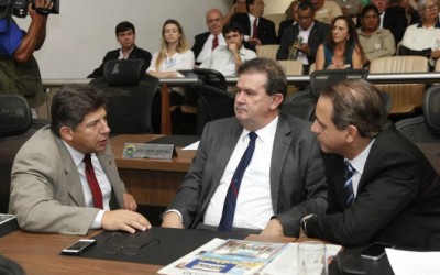 Deputado Eduardo Rocha ajuda a aprovar projeto em benefício dos agentes de saúde
