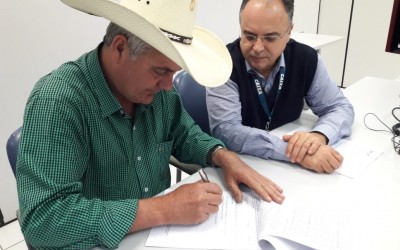Guerreiro assina contrato de mais de R$ 10 milhões para novas obras