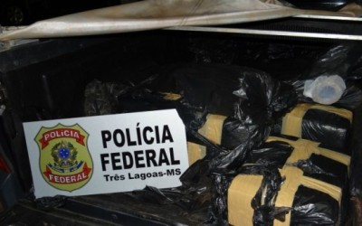 PF de Três Lagoas procura por homens que abandonaram veículo com 204 kg de maconha