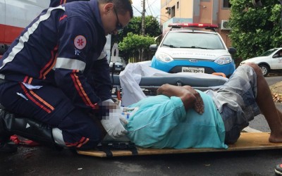 Idoso de 86 anos fica ferido em acidente no bairro Vila Nova 