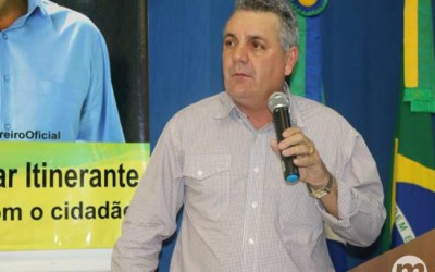 Com benção de Reinaldo, deputado descarta aliança com PMDB