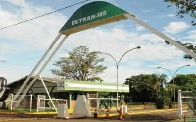 A partir de outubro, motoristas poderão parcelar dívidas no Detran/MS
