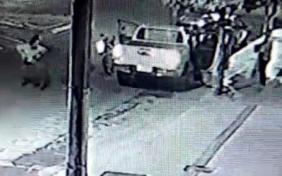 Câmeras flagram dupla atirando durante assalto a Nelsinho Trad