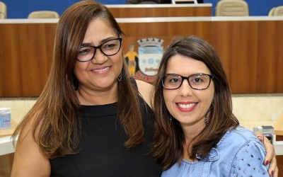 Professores recebem certificados de conclusão do curso “Desafios do Cotidiano Escolar”