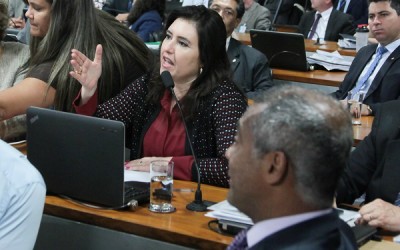 “Não estou aqui para fazer pegadinha nem ser chamada de golpista”, diz Simone Tebet