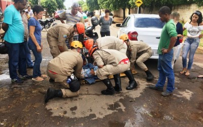 Grave acidente no bairro Vila Nova mobiliza equipes do Corpo de Bombeiros 